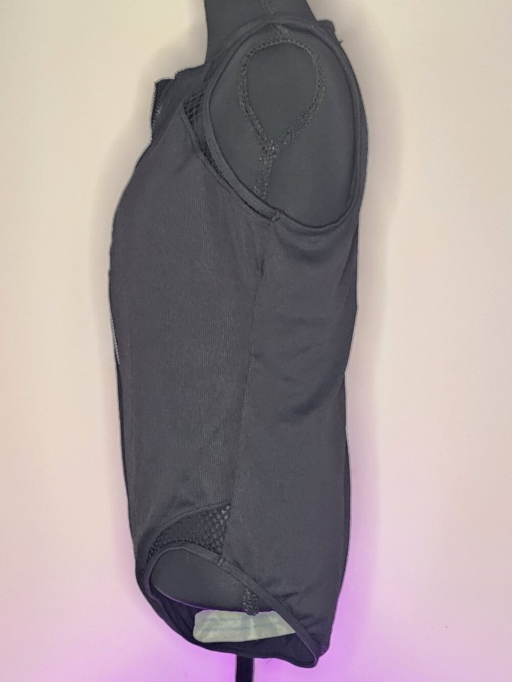 Hot Topic - Black Ribbed Zip-Up Swimsuit Plus Size - Picture 5 of 7
